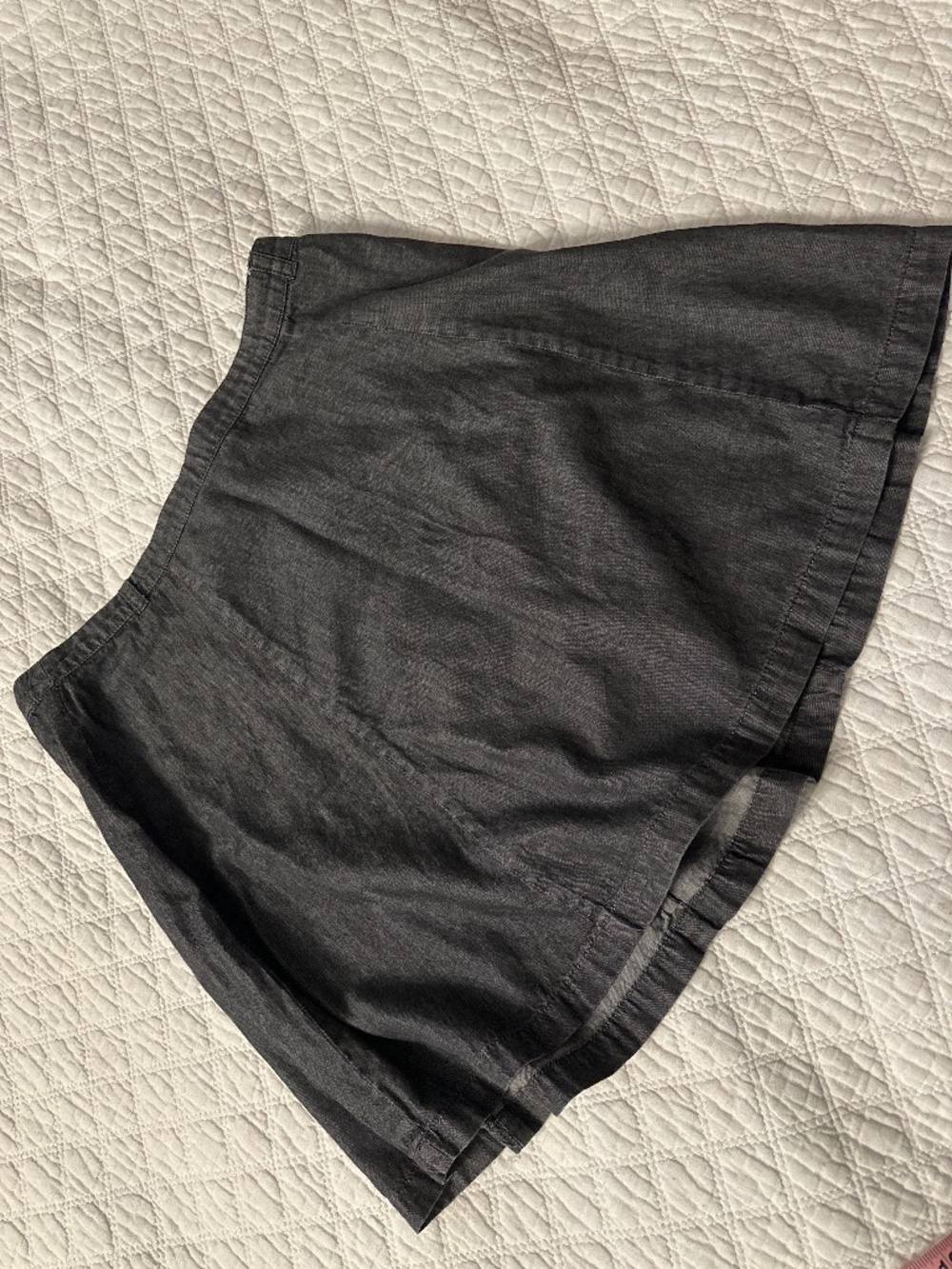 ✨ 3 for $30 ✨ Vans Skirt
